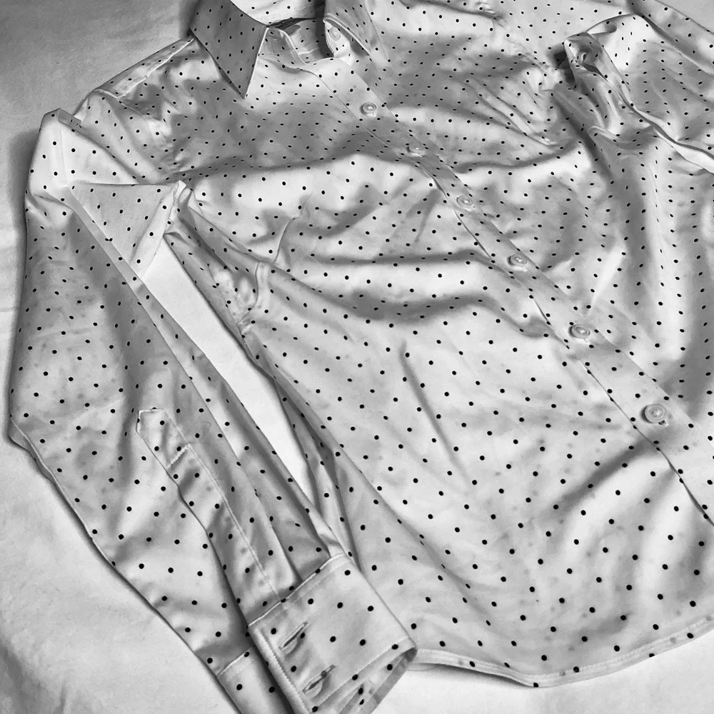 Banana Republic Women's White Polka Dot Button Down Shirt - Picture 3 of 5